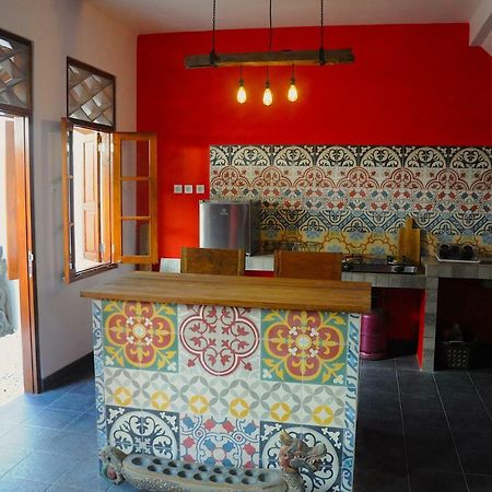 Villa Buddha Malioboro Джок'якарта Екстер'єр фото
