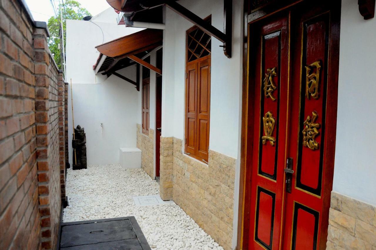 Villa Buddha Malioboro Джок'якарта Екстер'єр фото